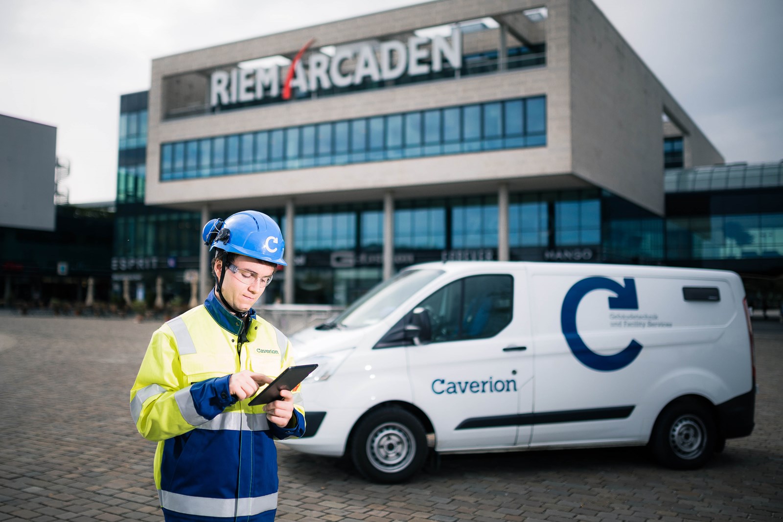 Service Riem Arcaden.jpg